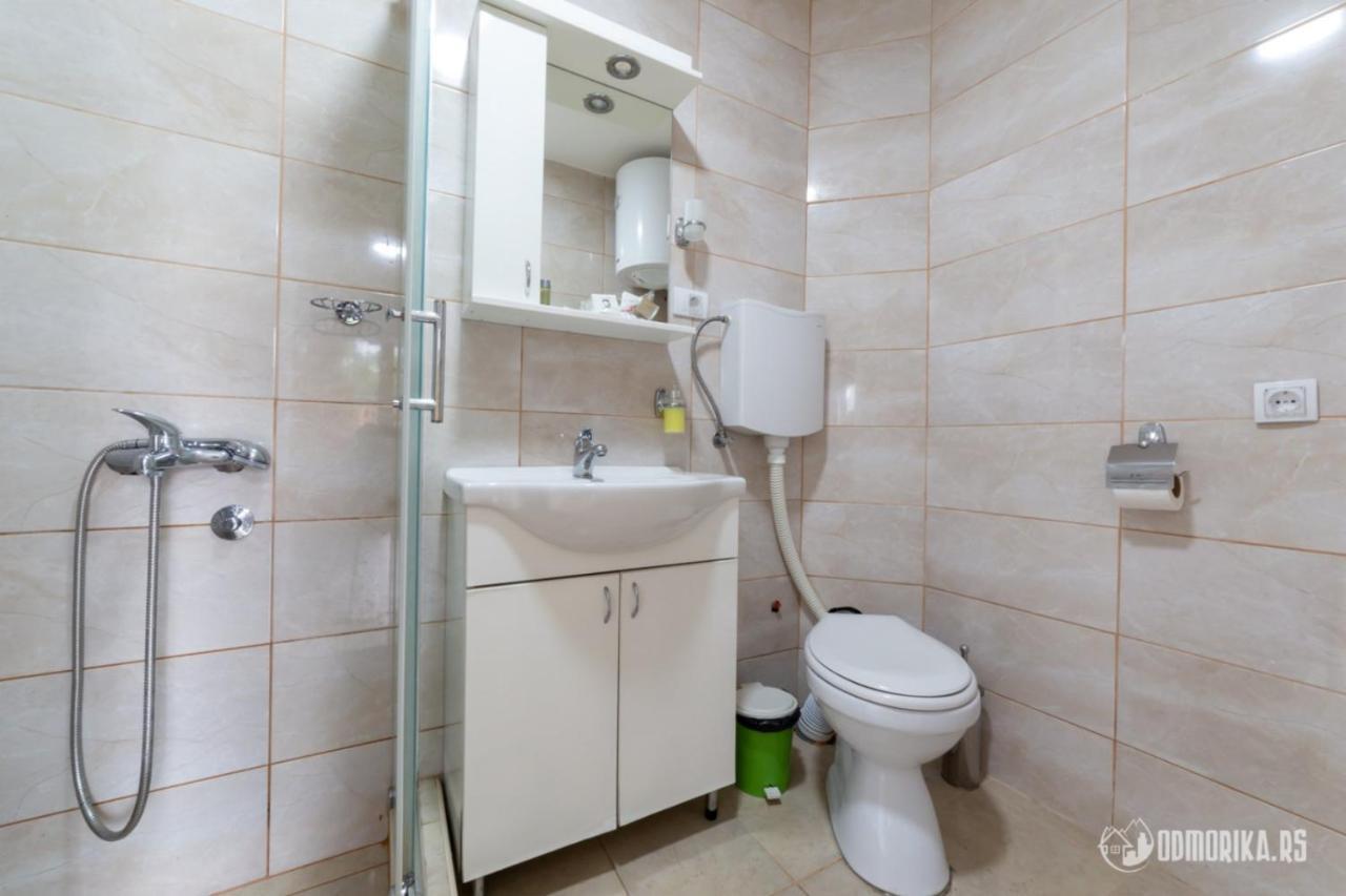Apartmani Nina S Баина-Башта Экстерьер фото