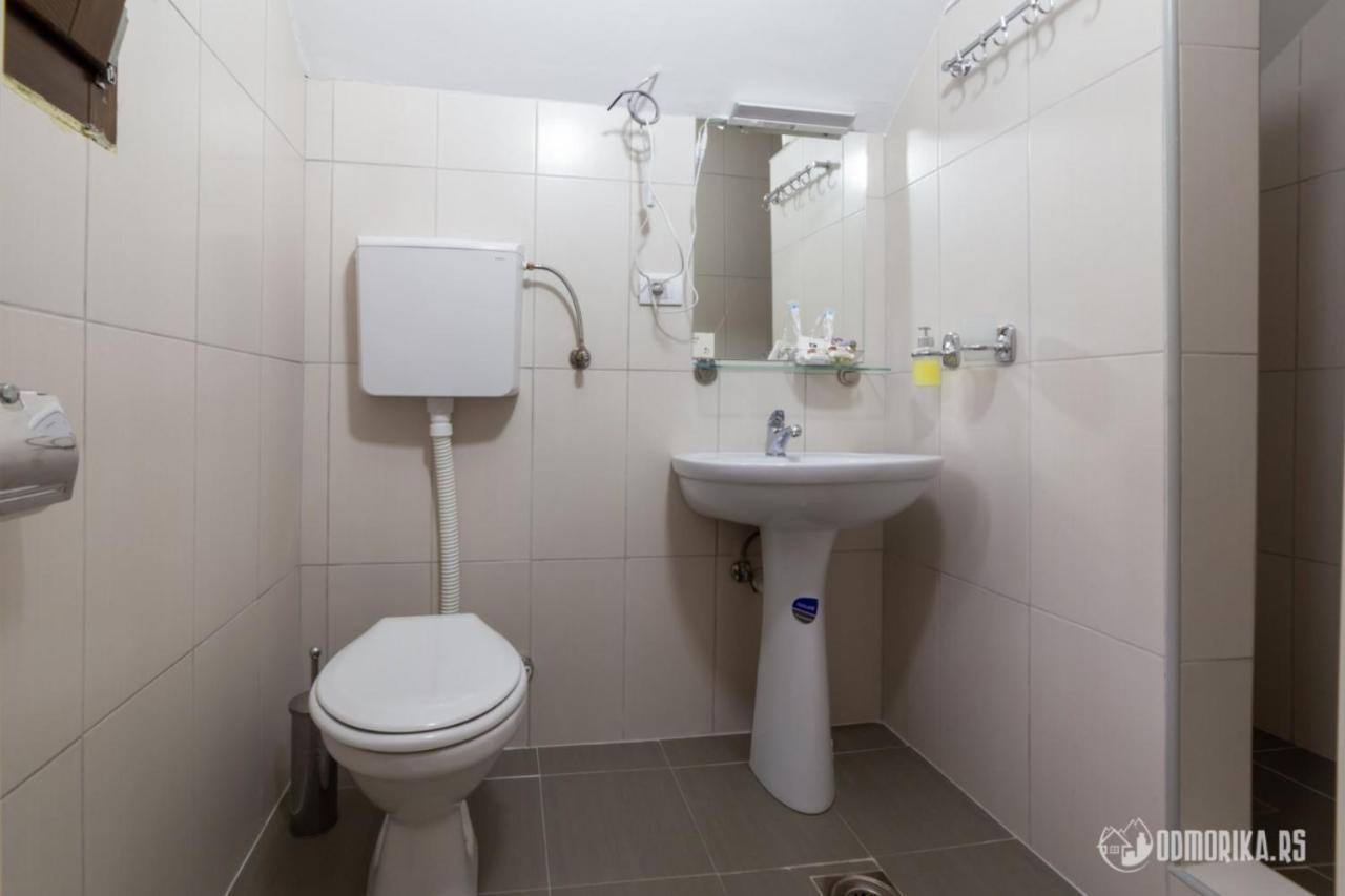 Apartmani Nina S Баина-Башта Экстерьер фото